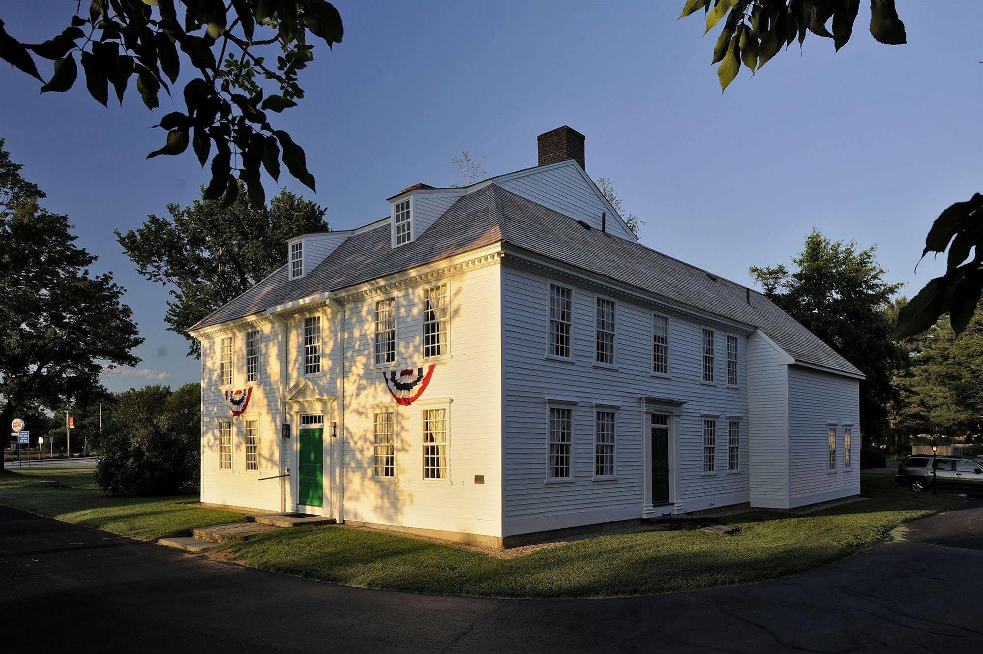 Old Sturbridge Inn & Reeder Family Lodges Exterior foto